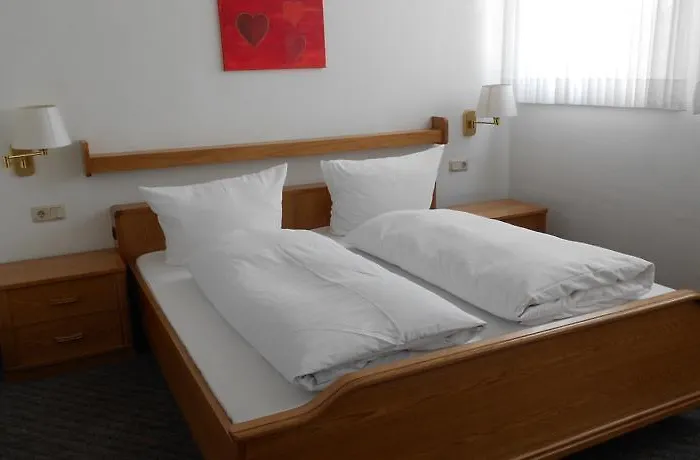 Specht 2* Виттен